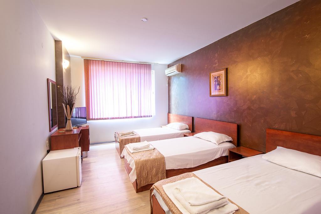 Hotel Zara Rooms Стара Загора Екстериор снимка